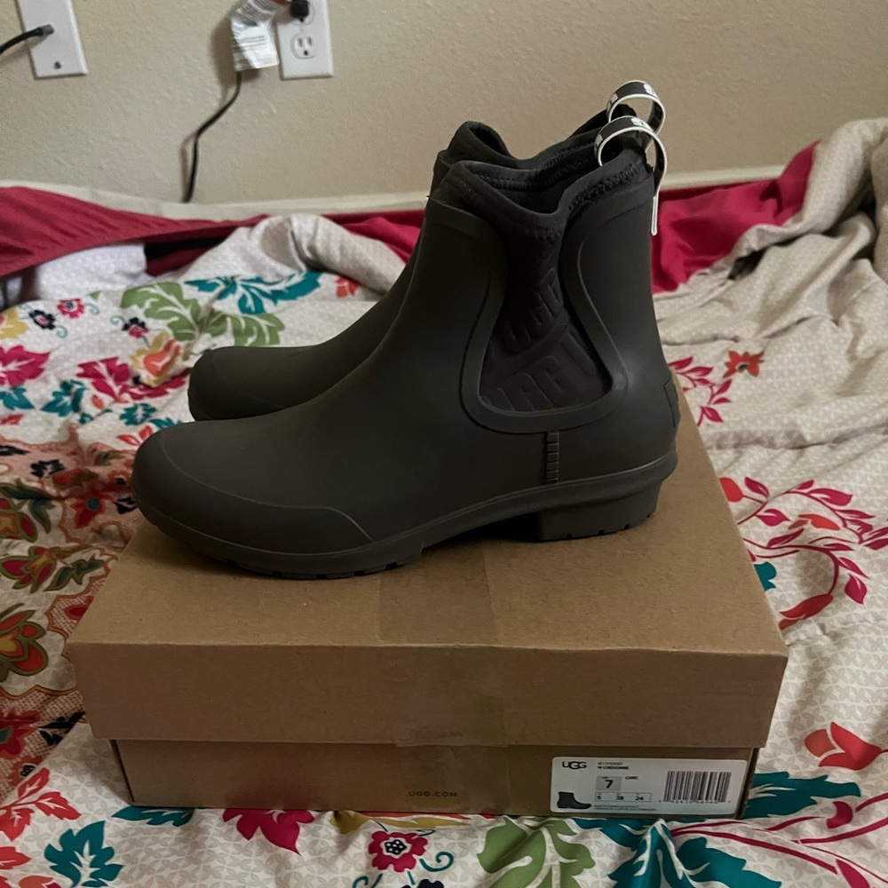 Women ugg rain boot